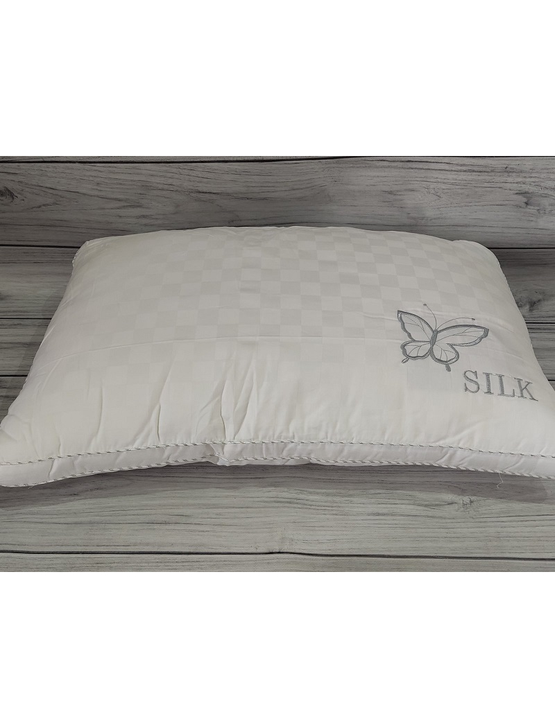 Word of dreamШовкова подушка 50х70см. Китай.