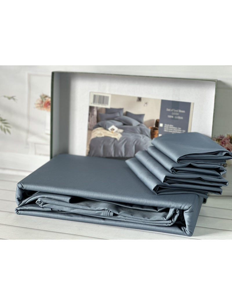 Blue сатинова постільна білизна євро розміру. Word of dream.