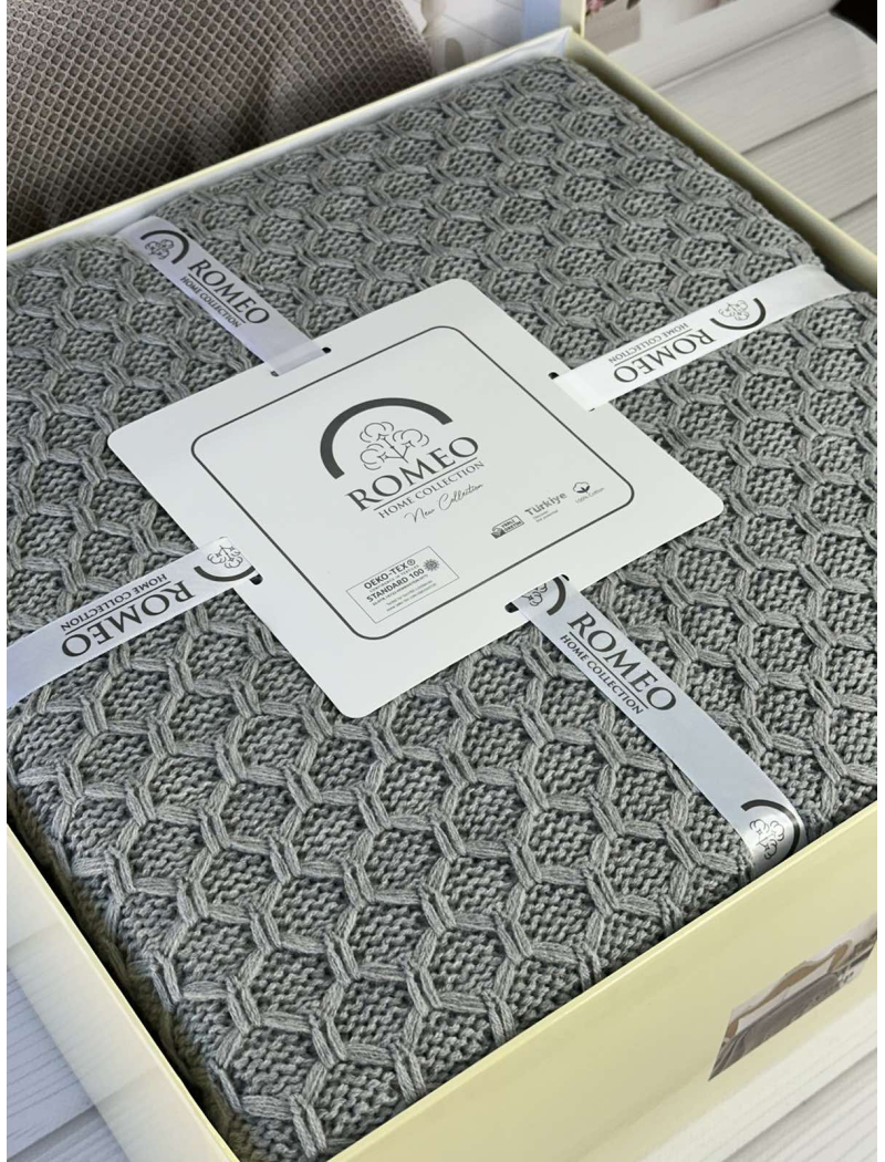 Zeynep gri в'язаний акріловий плед. Romeo Home Туреччина.