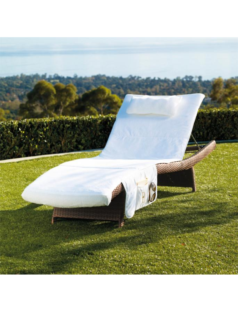 Белый чехол на шезлонг. С кормашками и подушками. Турция.