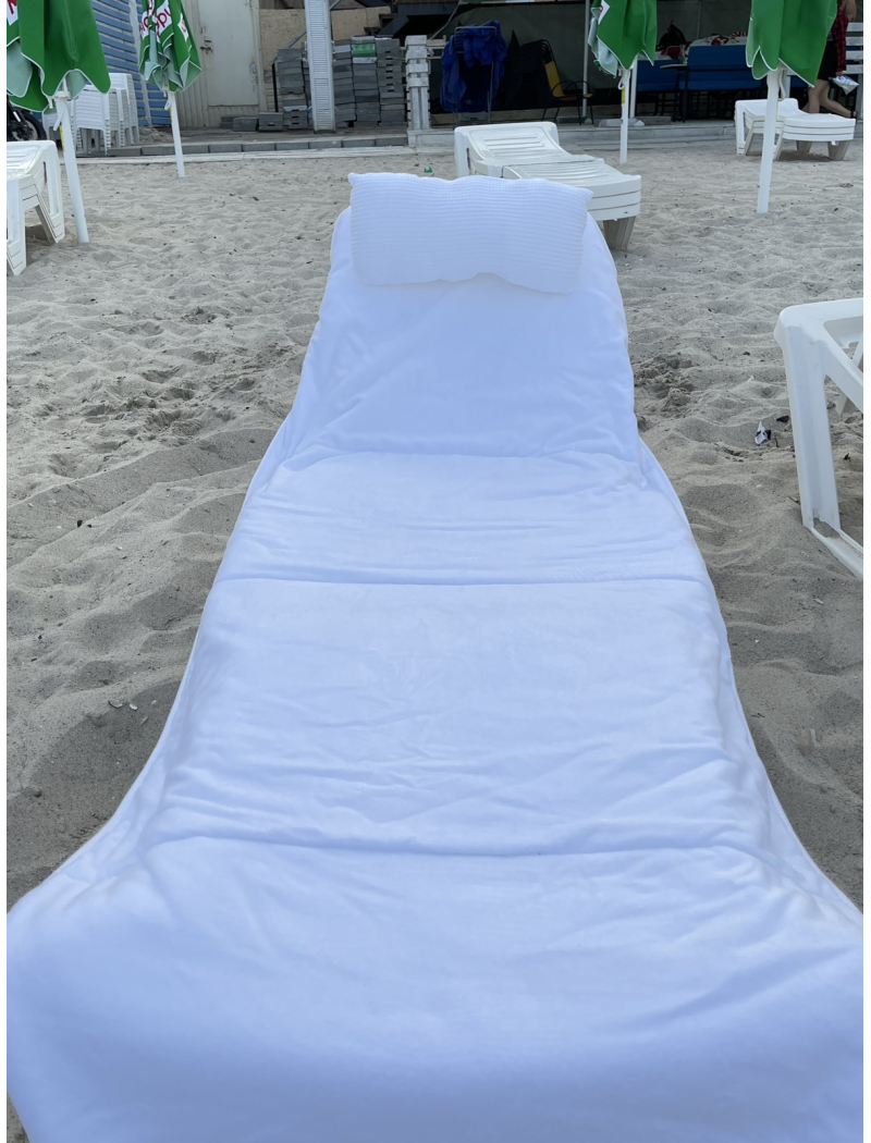 Белый чехол на шезлонг. С кормашками и подушками. Турция.