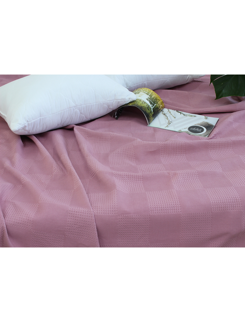 Простынь-покрывало пике 160х235 см. Клетка розовая