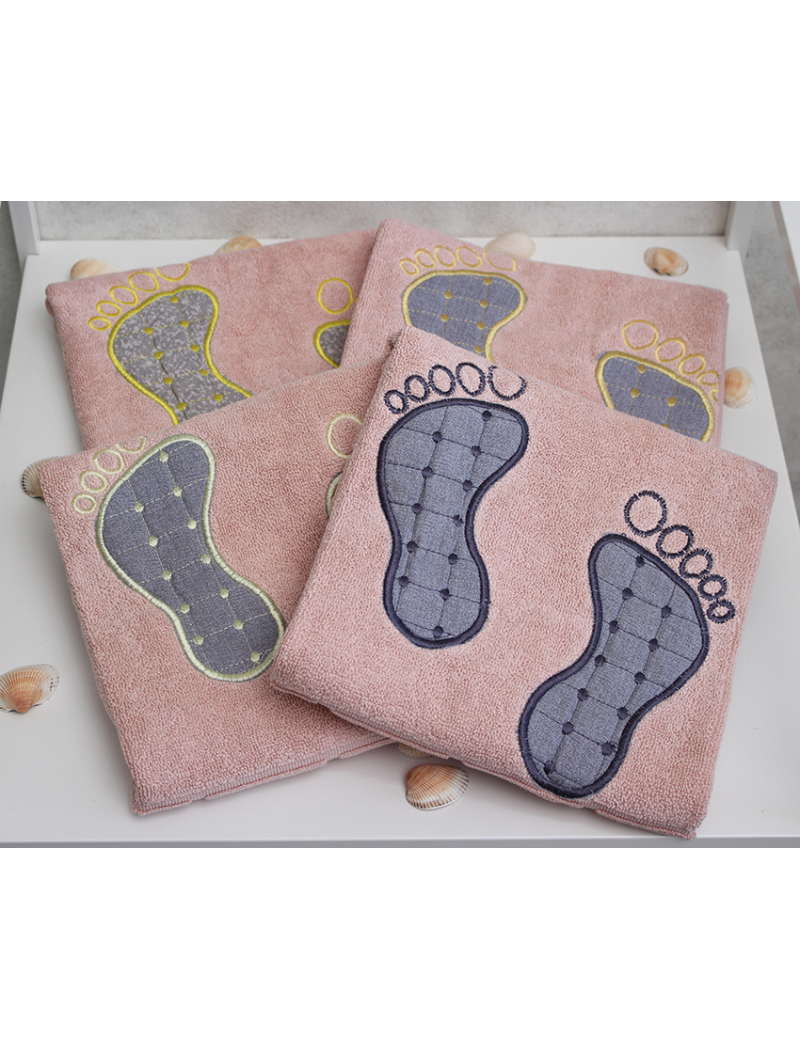 Полотенце махровое Ножки цвет: пудра (Турция)