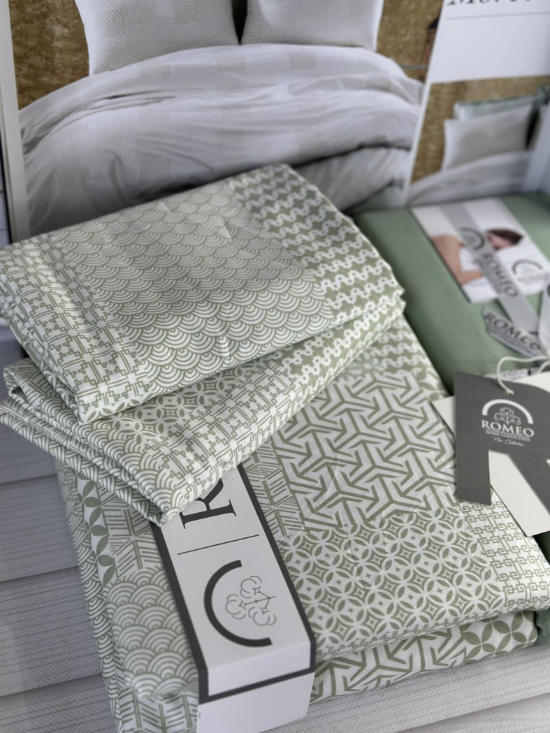 Morven сатинова постільна білизна. Євро розмір. Romeo home Туреччина.