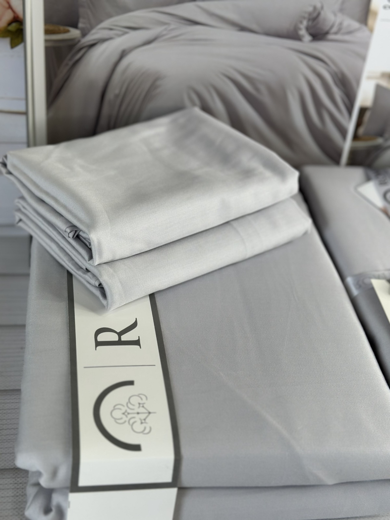 Tensel Qxm Gri сатинова постільна білизна. Євро розмір. Romeo home Туреччина.