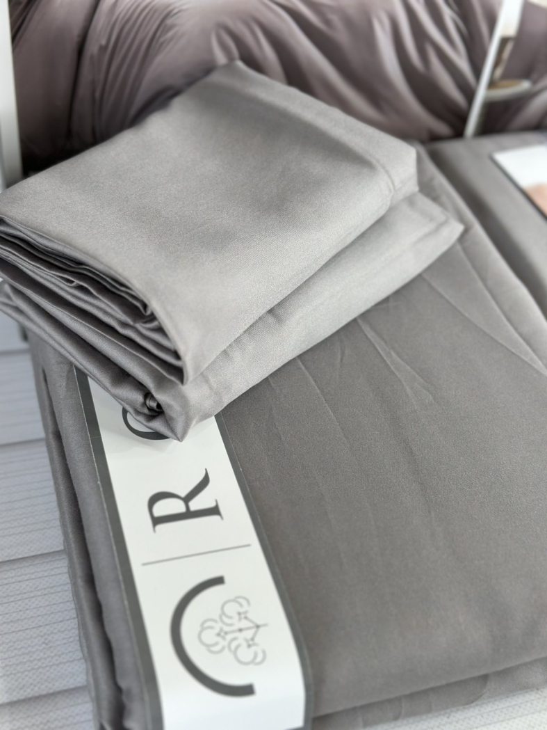 Tensel Viars Fume сатинова постільна білизна. Євро розмір. Romeo home Туреччина.