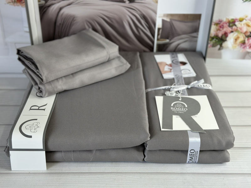Tensel Viars Fume сатинова постільна білизна. Євро розмір. Romeo home Туреччина.